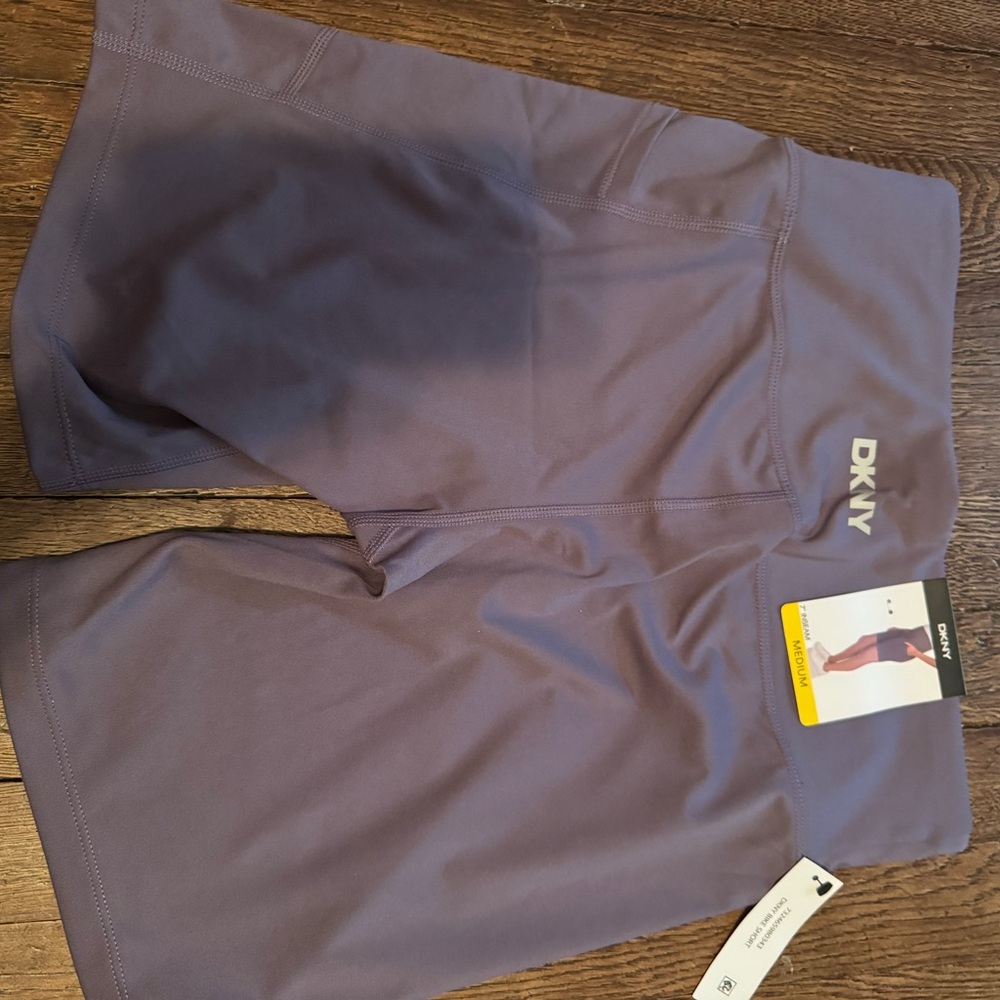 DKNY Lavender Purple Performance Bike Shorts - Picture 2 of 3